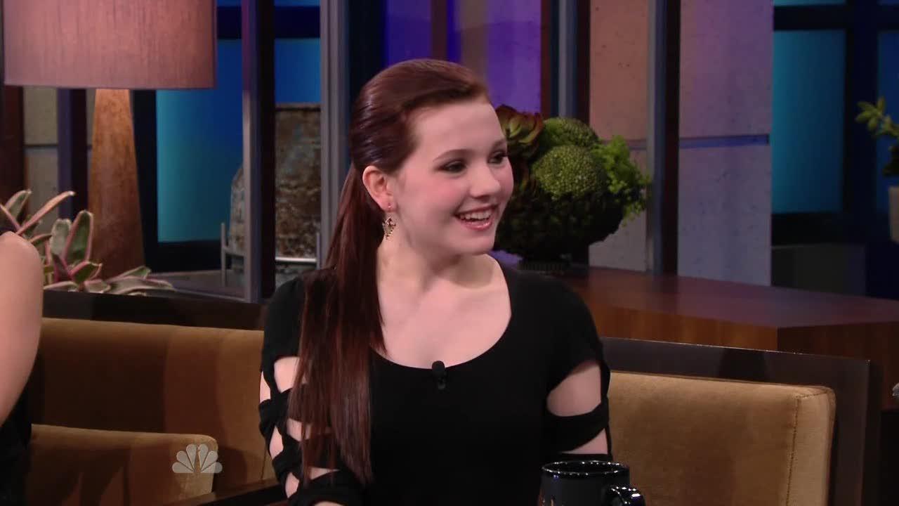 AbigailBreslinJayLeno234535.jpg