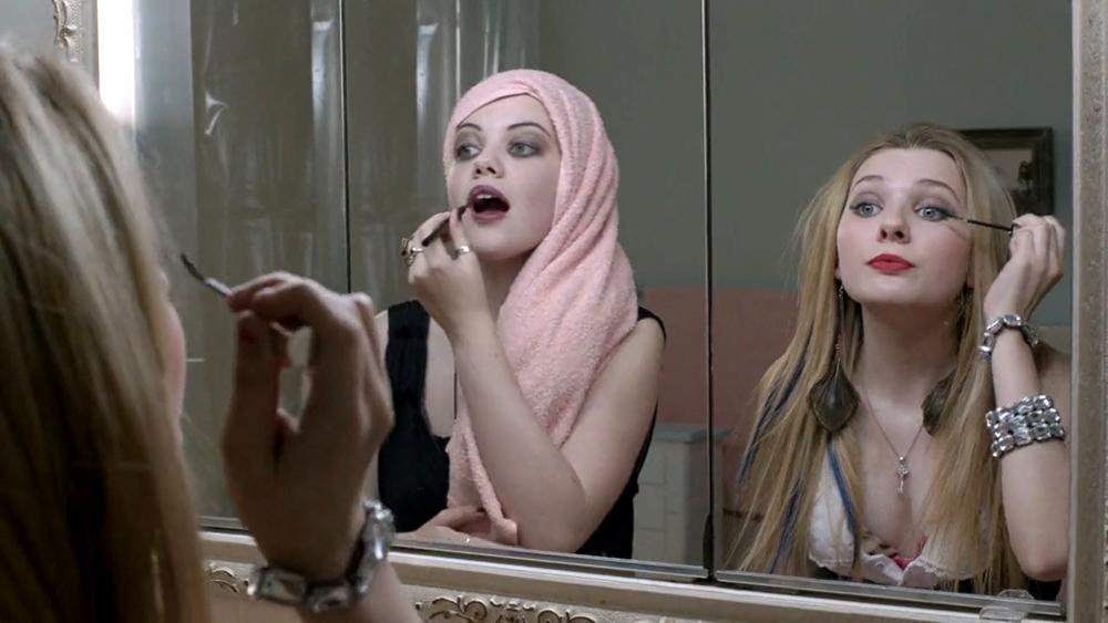 abigailbreslin-perfectsisters-00382.jpg