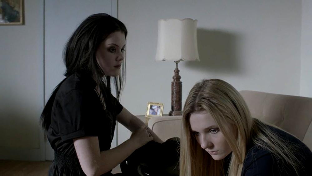 abigailbreslin-perfectsisters-03320.jpg
