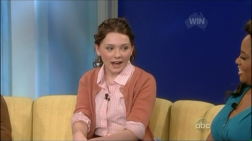Abbie-TheView3rd-00218.png
