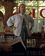 AbigailBreslin_Sigs261.jpeg