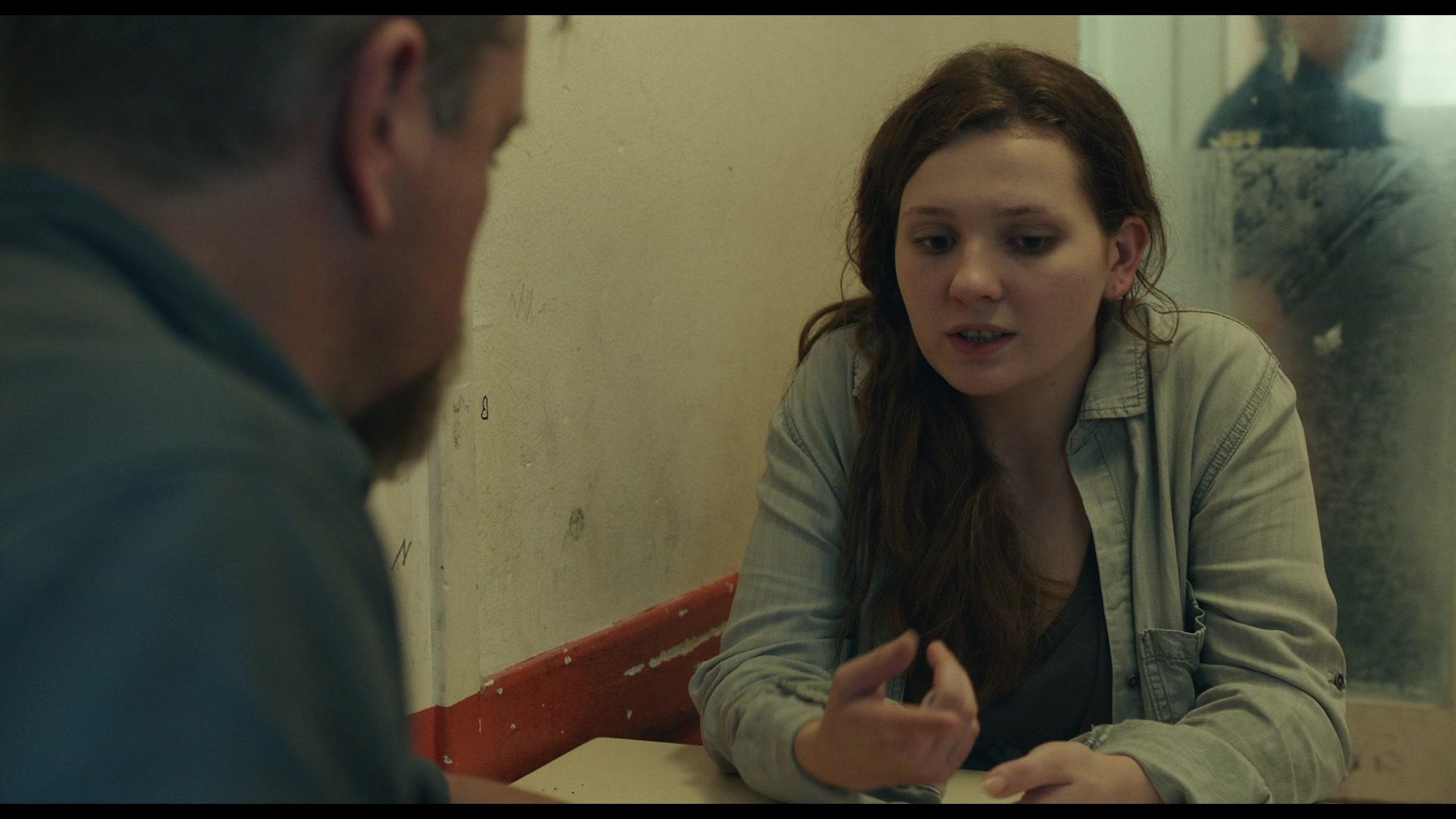 Stillwater_2021_1080p_BluRay__01516.jpg