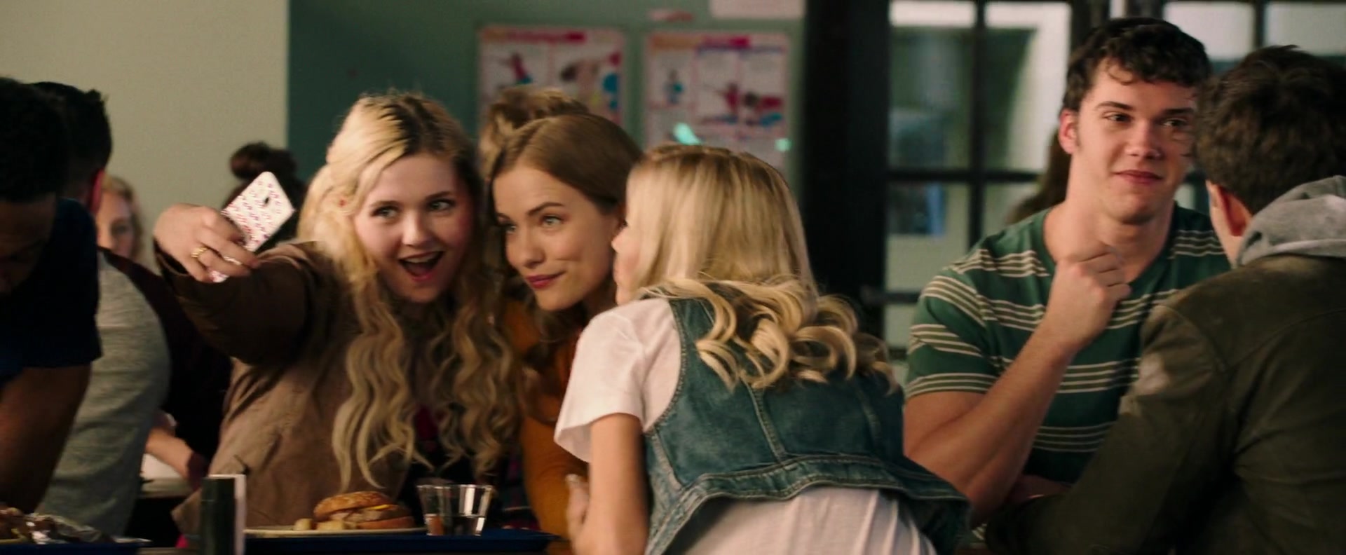Freak_Show_2017_1080p_001393.jpg