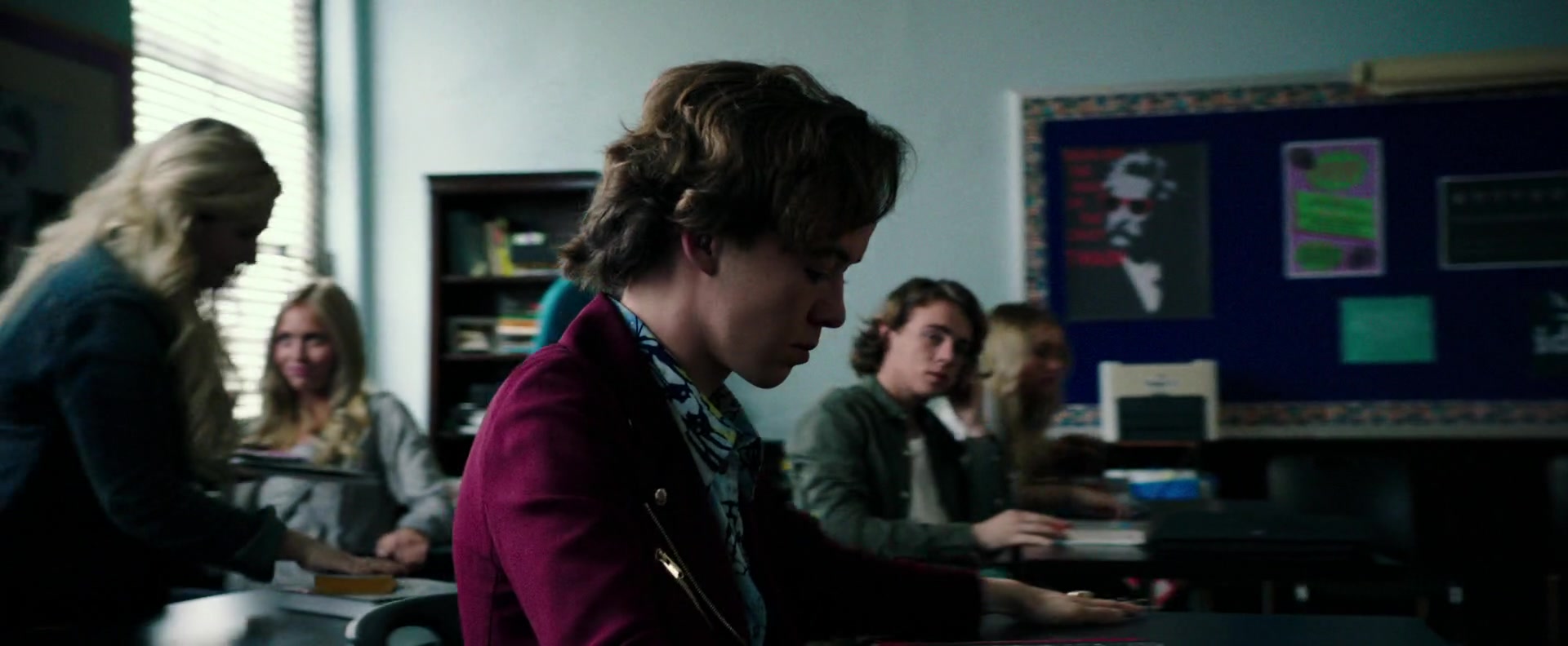 Freak_Show_2017_1080p_001944.jpg
