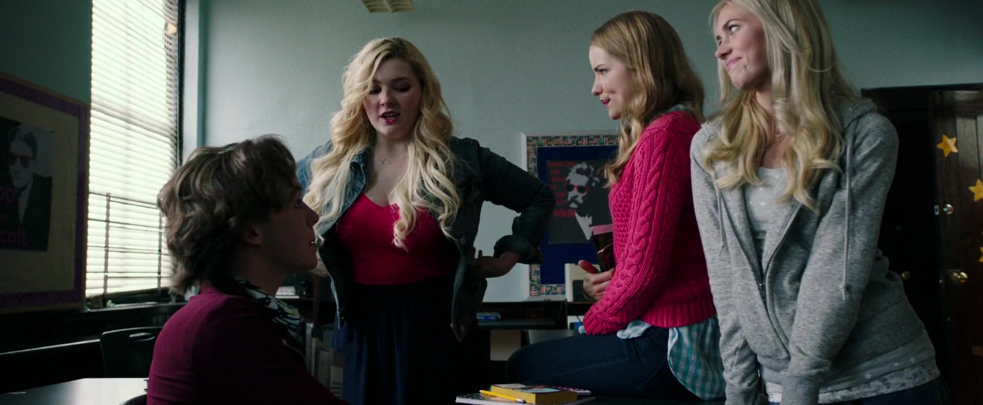 Freak_Show_2017_1080p_002051.jpg