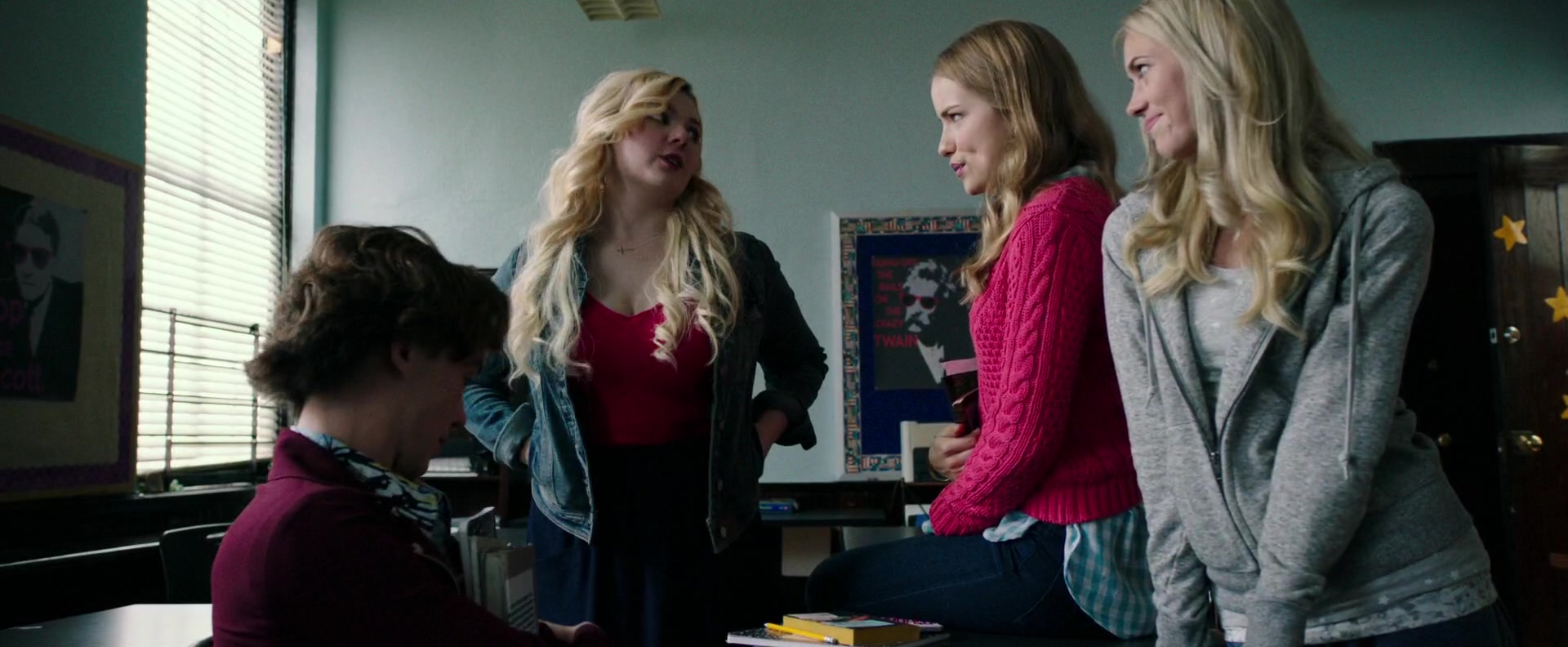 Freak_Show_2017_1080p_002054.jpg