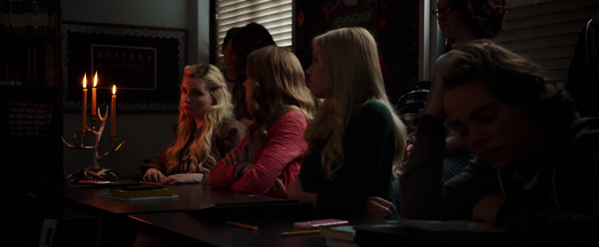 Freak_Show_2017_1080p_006146.jpg