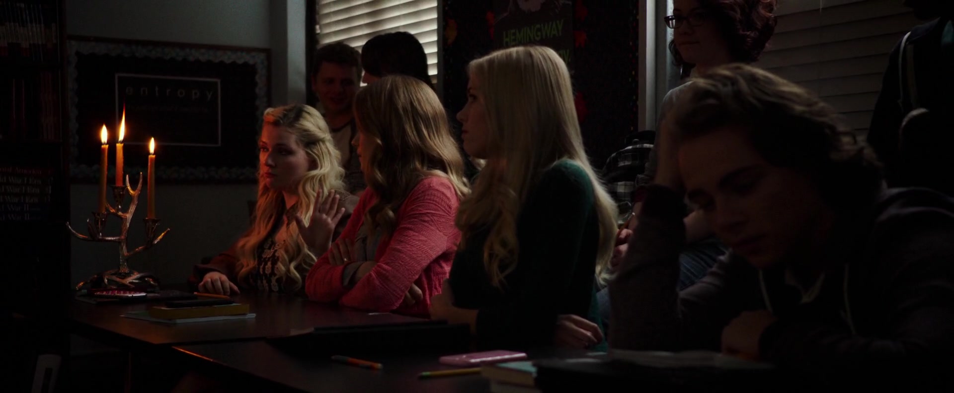 Freak_Show_2017_1080p_006149.jpg