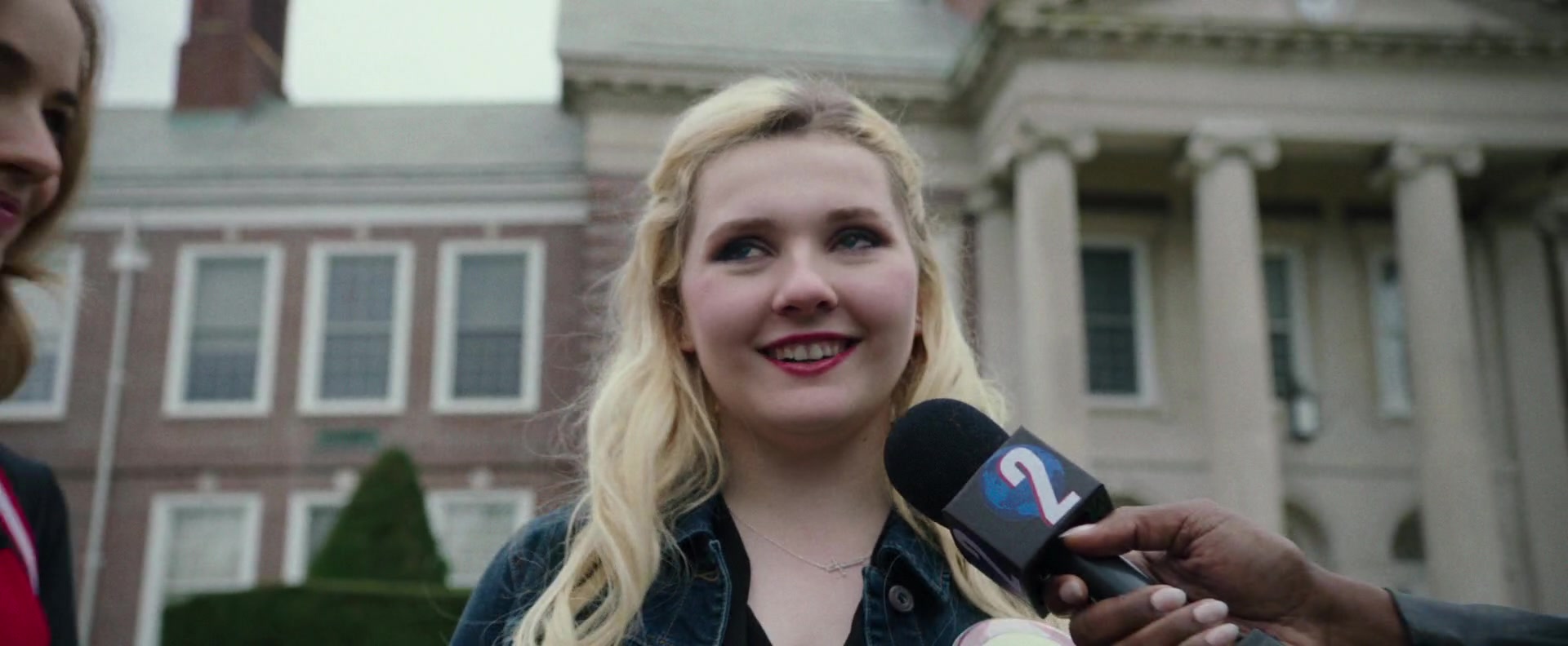 Freak_Show_2017_1080p_007883.jpg