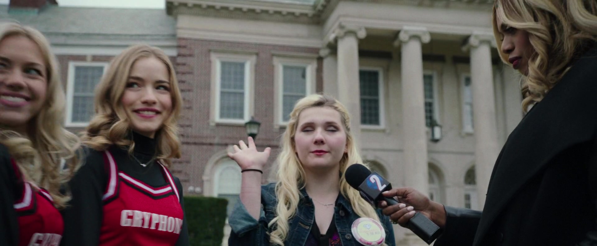 Freak_Show_2017_1080p_007887.jpg