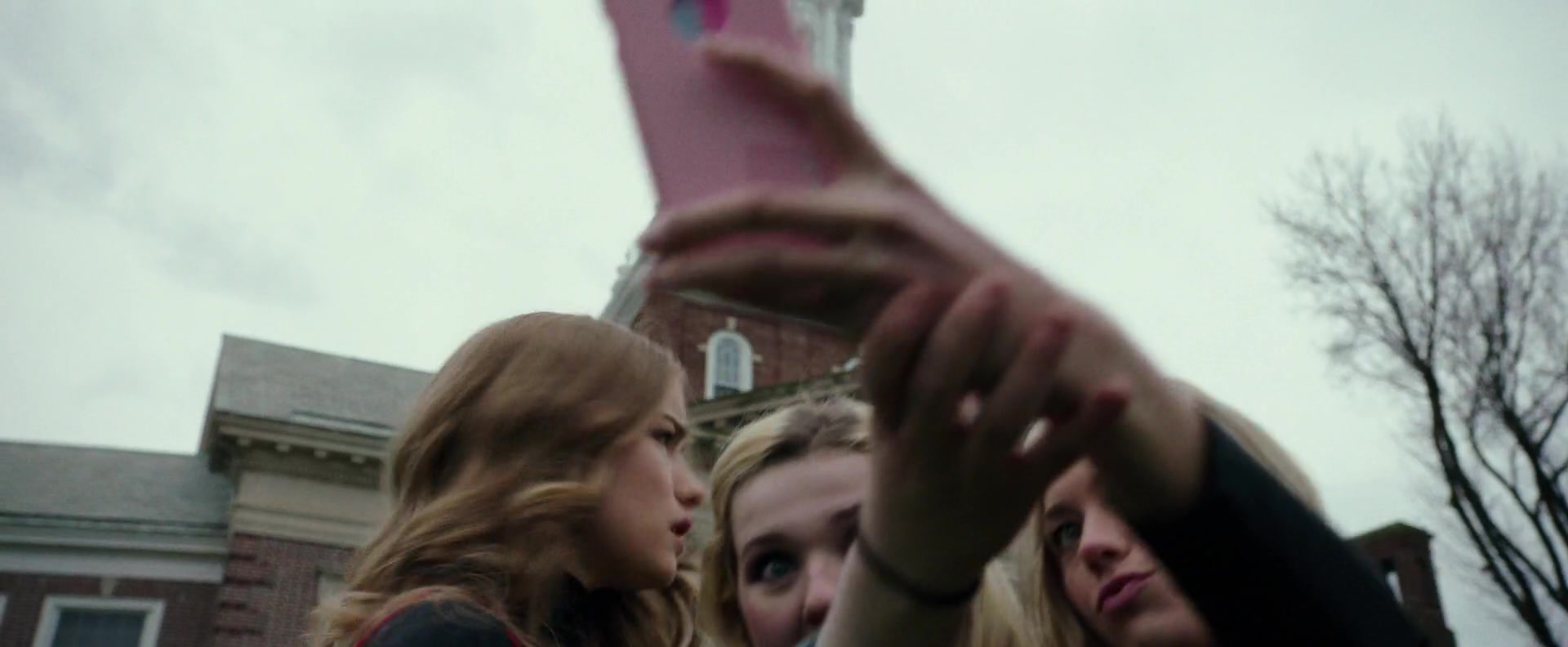 Freak_Show_2017_1080p_007943.jpg