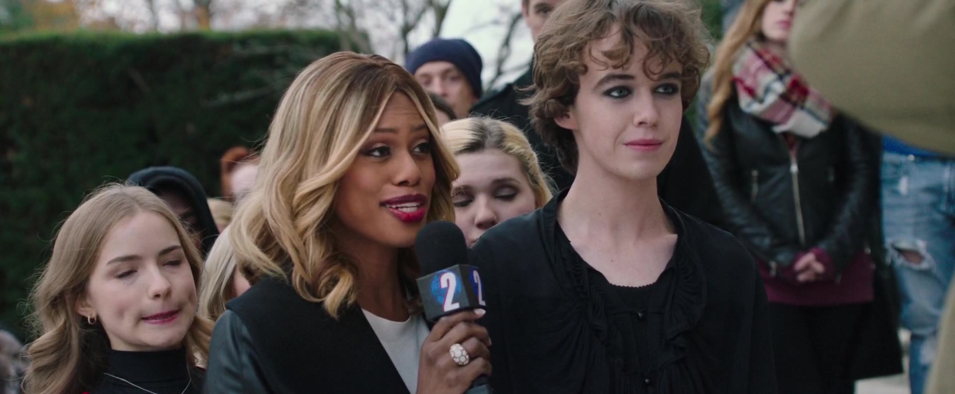Freak_Show_2017_1080p_008097.jpg