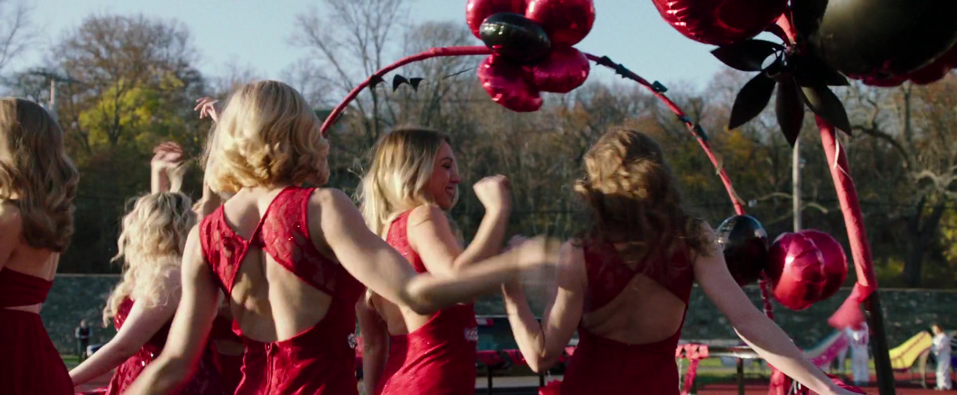 Freak_Show_2017_1080p_009957.jpg Freak_Show_2017_1080p_009957.jpg