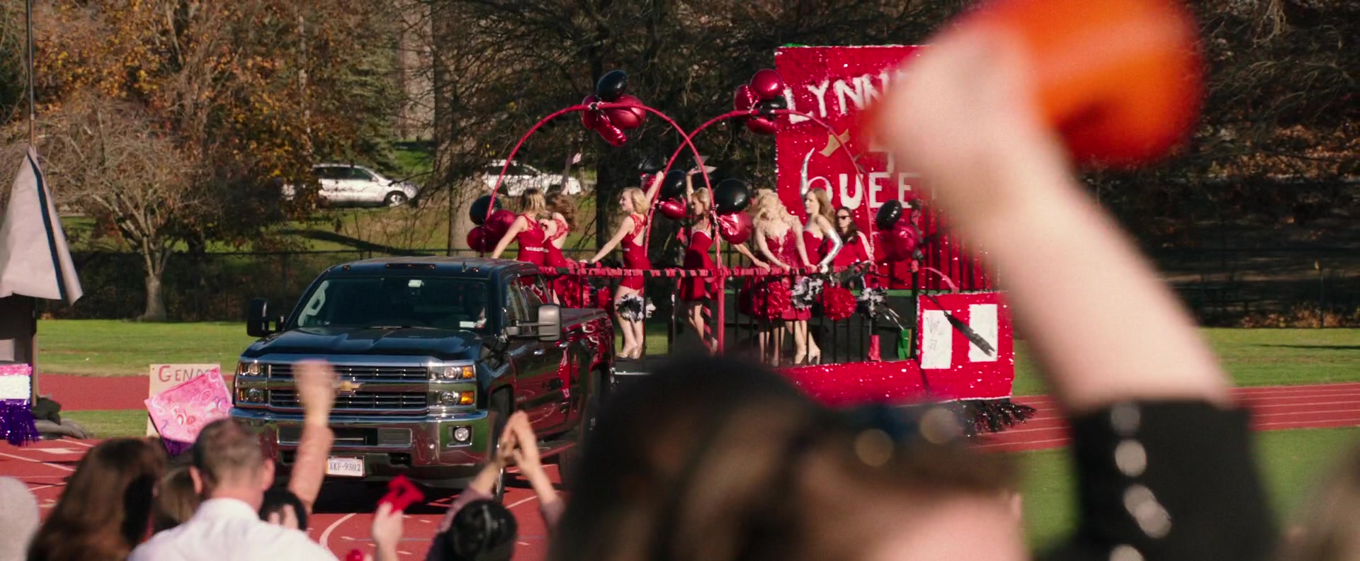 Freak_Show_2017_1080p_010013.jpg Freak_Show_2017_1080p_010013.jpg