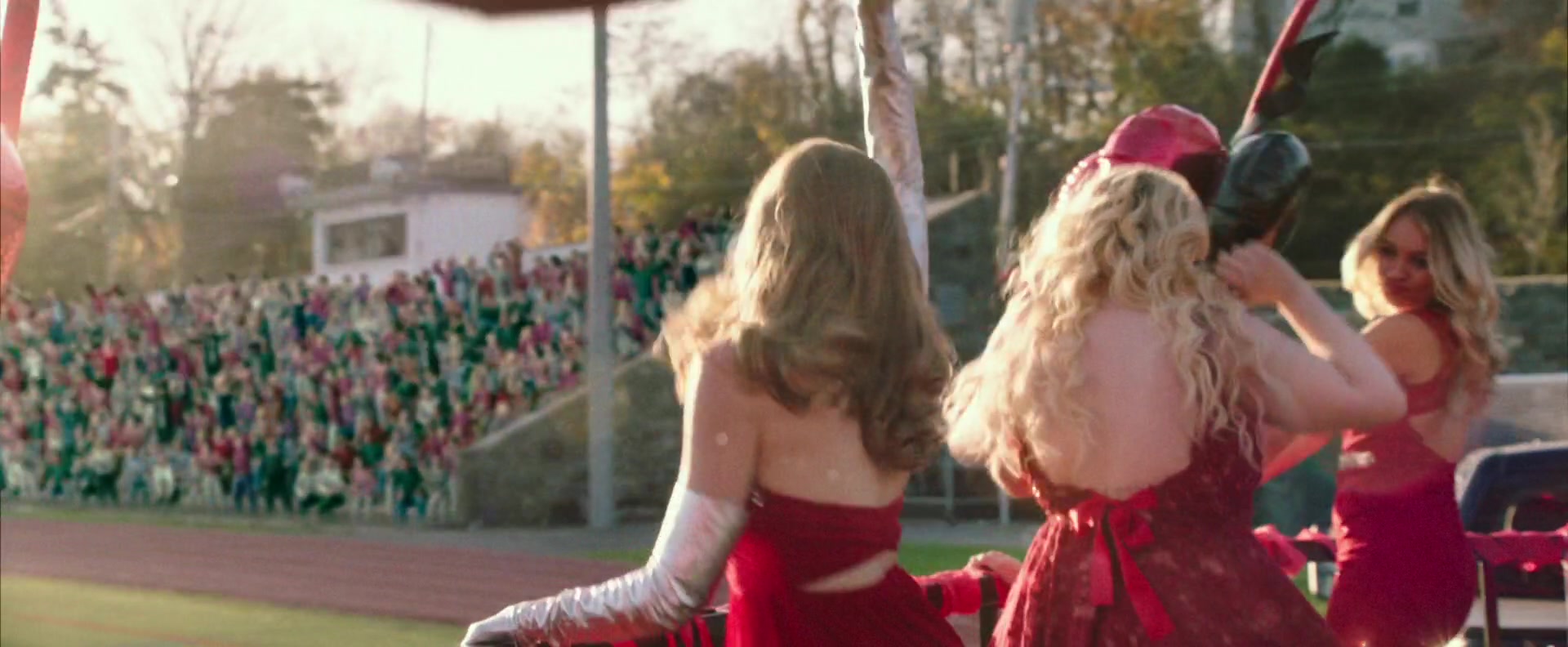 Freak_Show_2017_1080p_010018.jpg Freak_Show_2017_1080p_010018.jpg