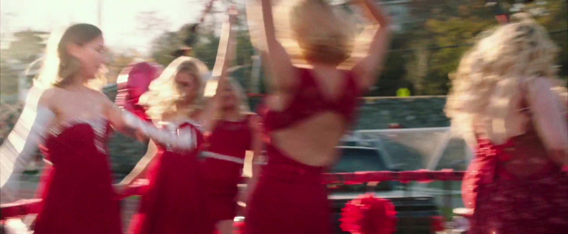 Freak_Show_2017_1080p_010024.jpg Freak_Show_2017_1080p_010024.jpg