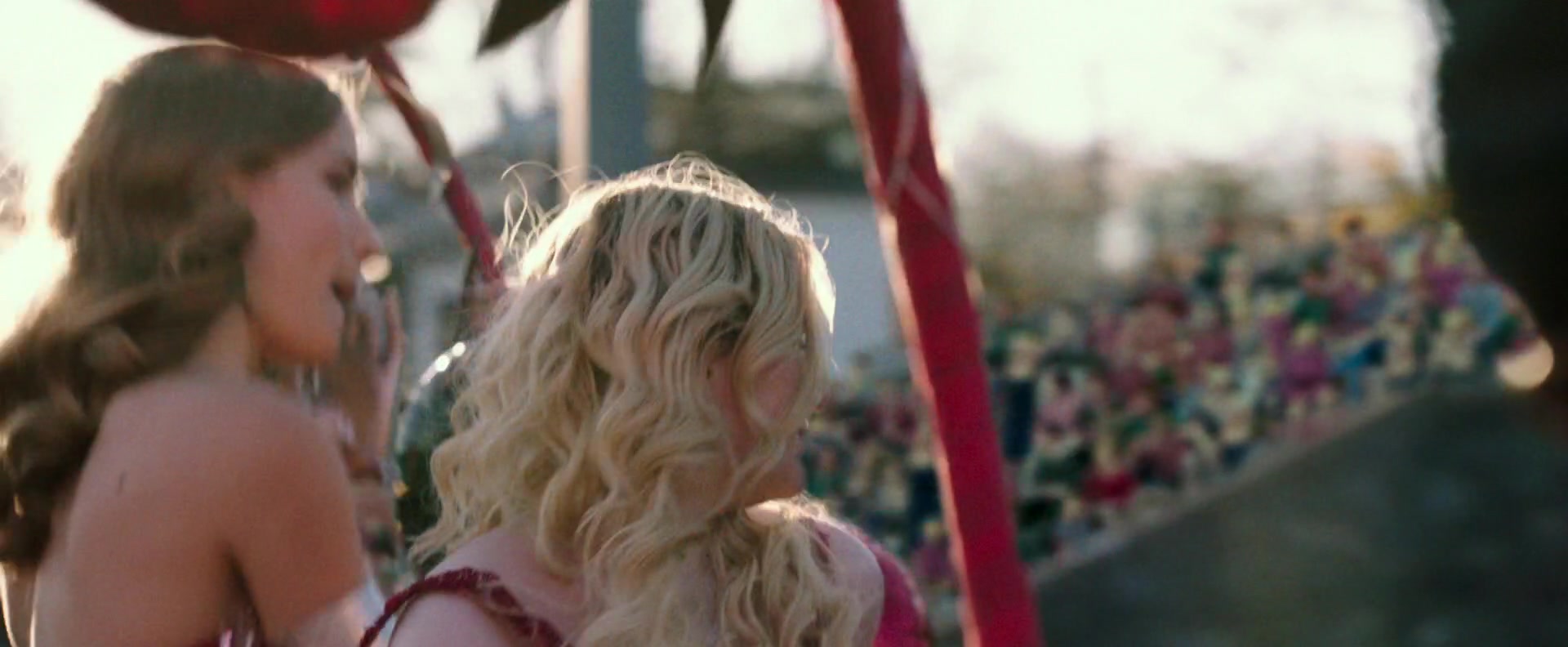Freak_Show_2017_1080p_010028.jpg