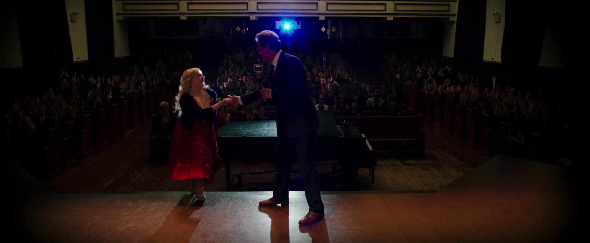 Freak_Show_2017_1080p_010545.jpg