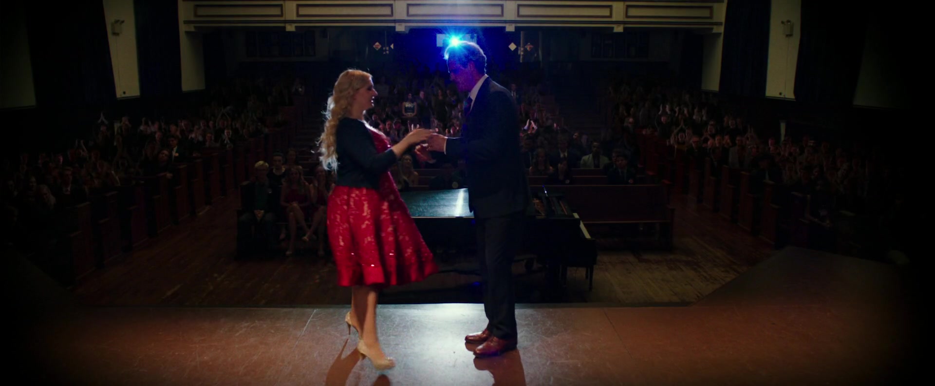 Freak_Show_2017_1080p_010547.jpg