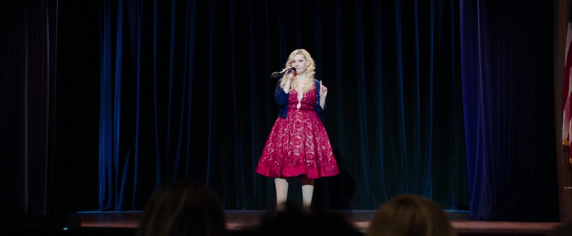 Freak_Show_2017_1080p_010600.jpg