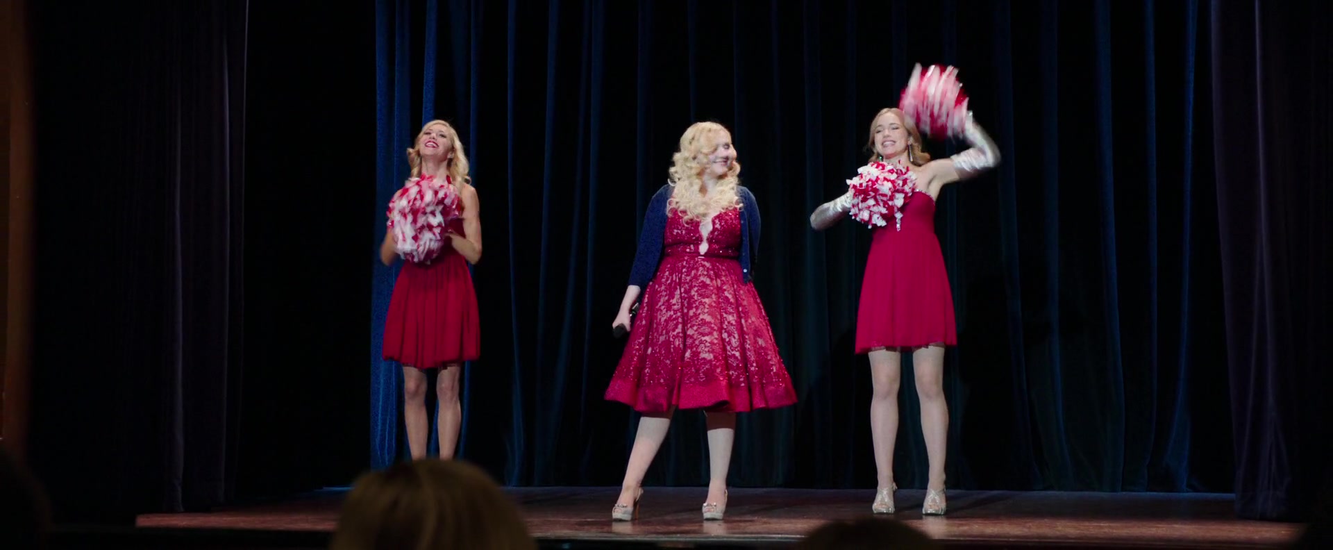 Freak_Show_2017_1080p_010749.jpg