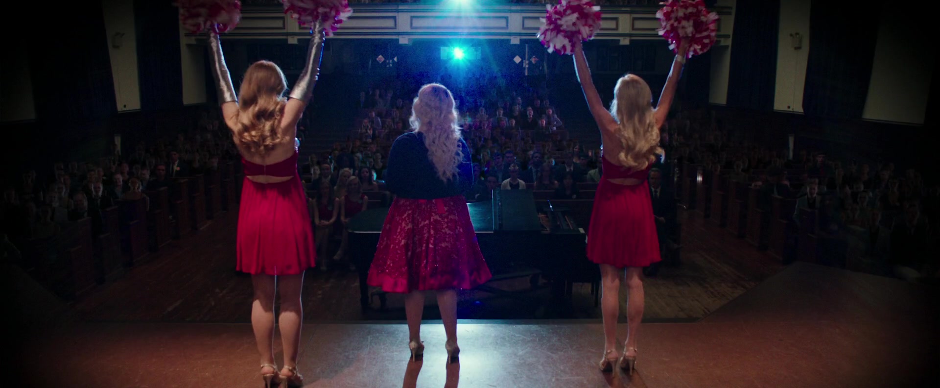 Freak_Show_2017_1080p_010753.jpg Freak_Show_2017_1080p_010753.jpg