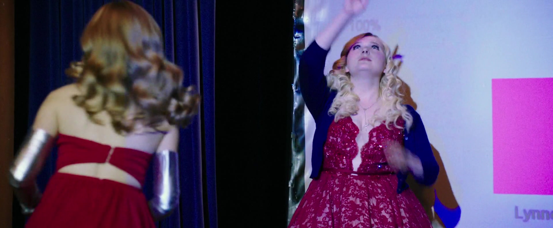 Freak_Show_2017_1080p_011425.jpg
