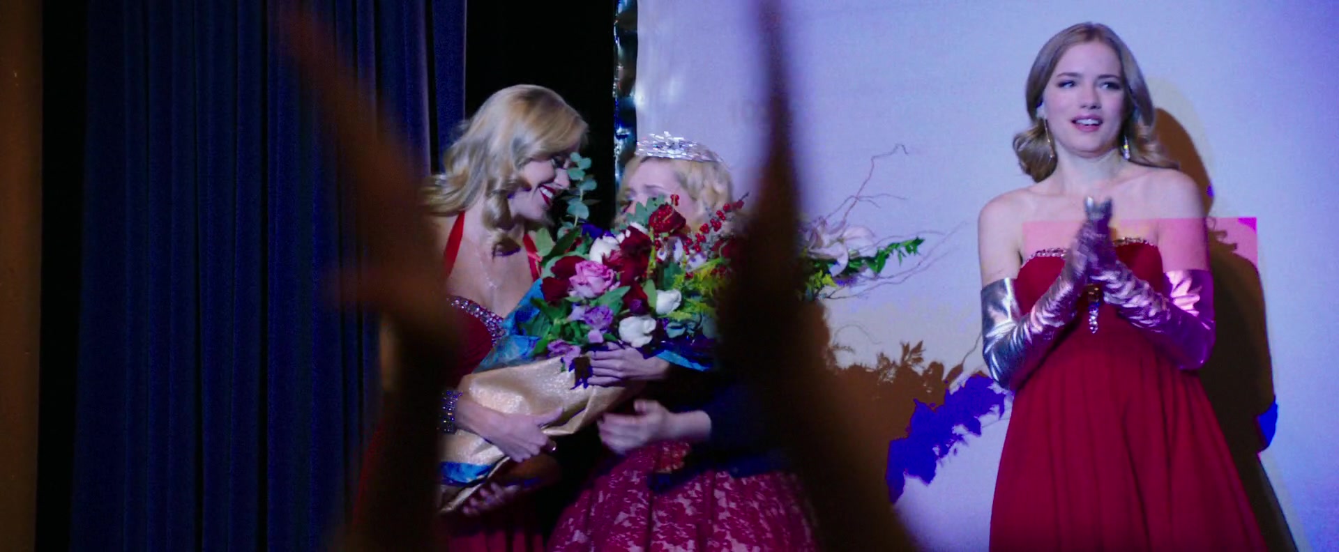 Freak_Show_2017_1080p_011445.jpg Freak_Show_2017_1080p_011445.jpg