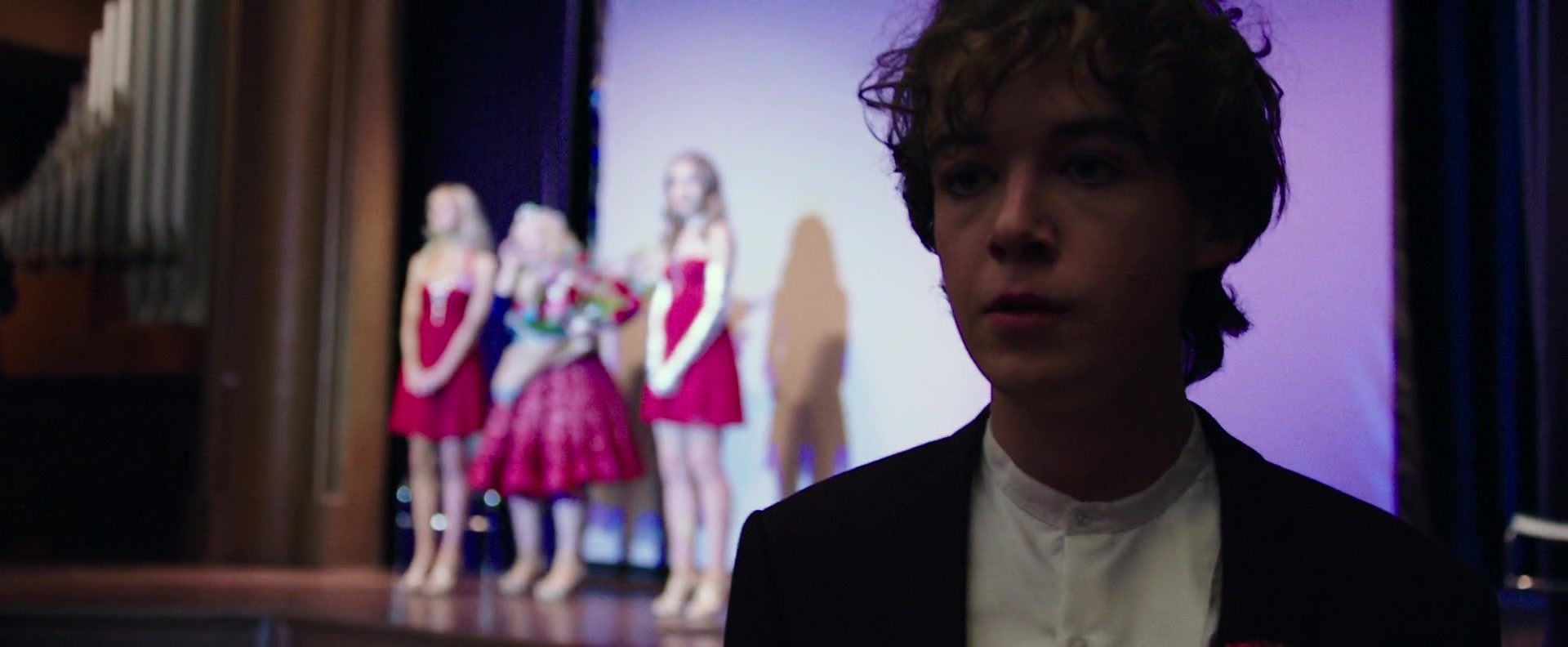 Freak_Show_2017_1080p_011538.jpg