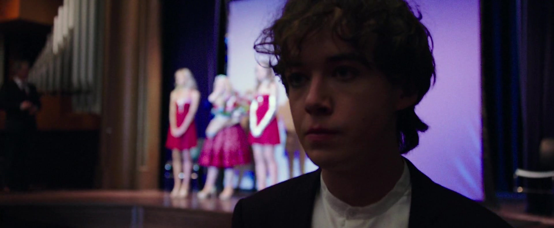 Freak_Show_2017_1080p_011542.jpg