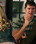 Freak_Show_2017_1080p_001383.jpg