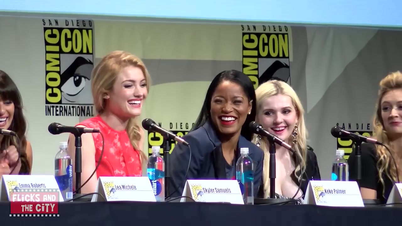 sq_ahs_panel_comiccon2015_000758.jpg sq_ahs_panel_comiccon2015_000758.jpg
