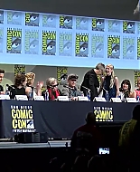 sq_ahs_panel_comiccon2015_002436.jpg