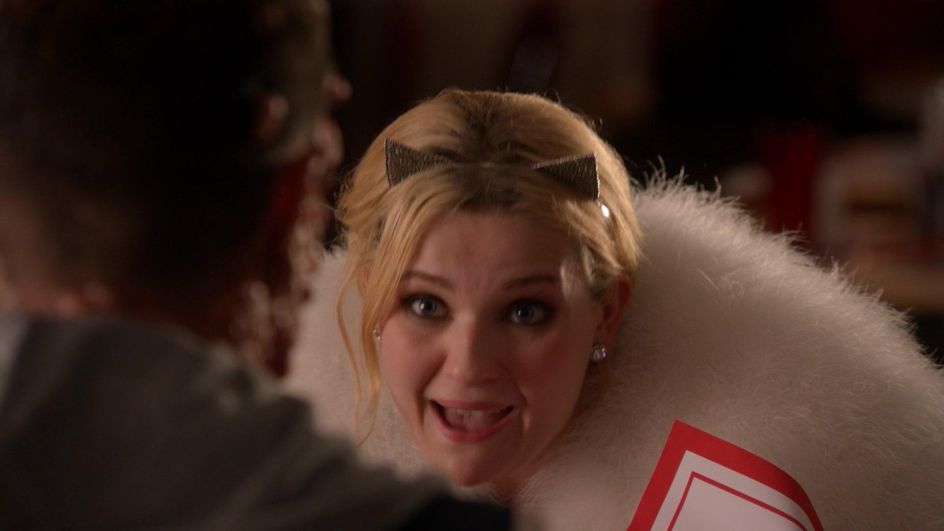 Scream_Queens_2016_S02E02_1080p_3220.jpg Scream_Queens_2016_S02E02_1080p_3220.jpg