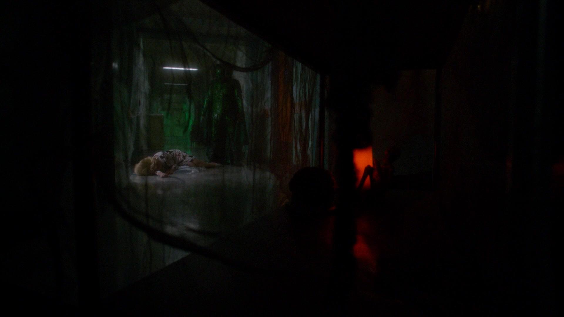 Scream_Queens_2015_S02E04_1080p_5712.jpg
